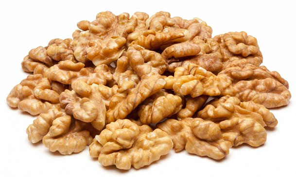 walnuts kernel oil cold pressing